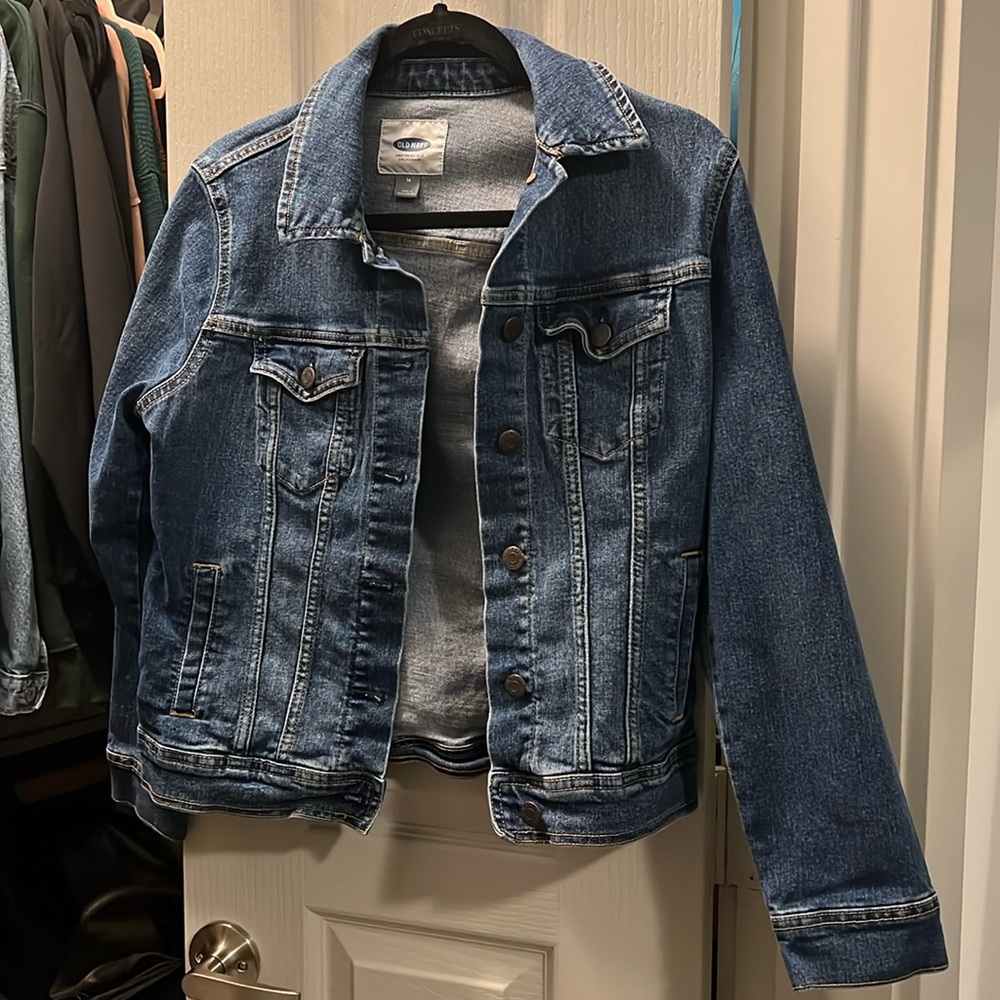Dark wash old navy jean jacket